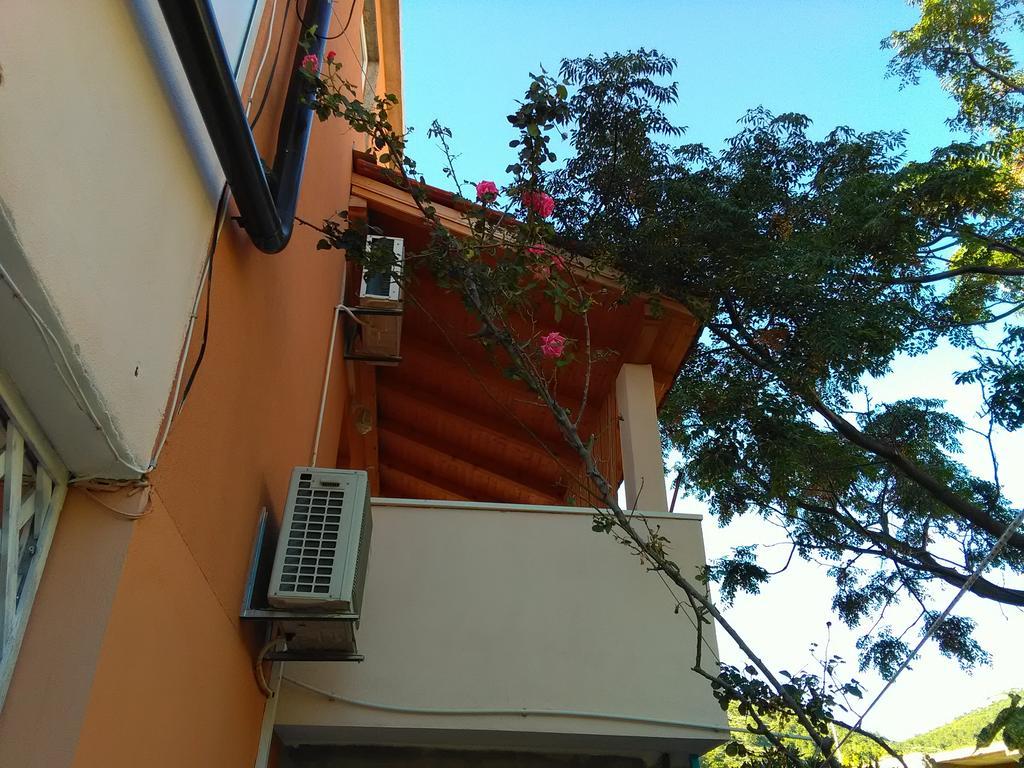 Apartments Laura Hvar Town Exterior photo